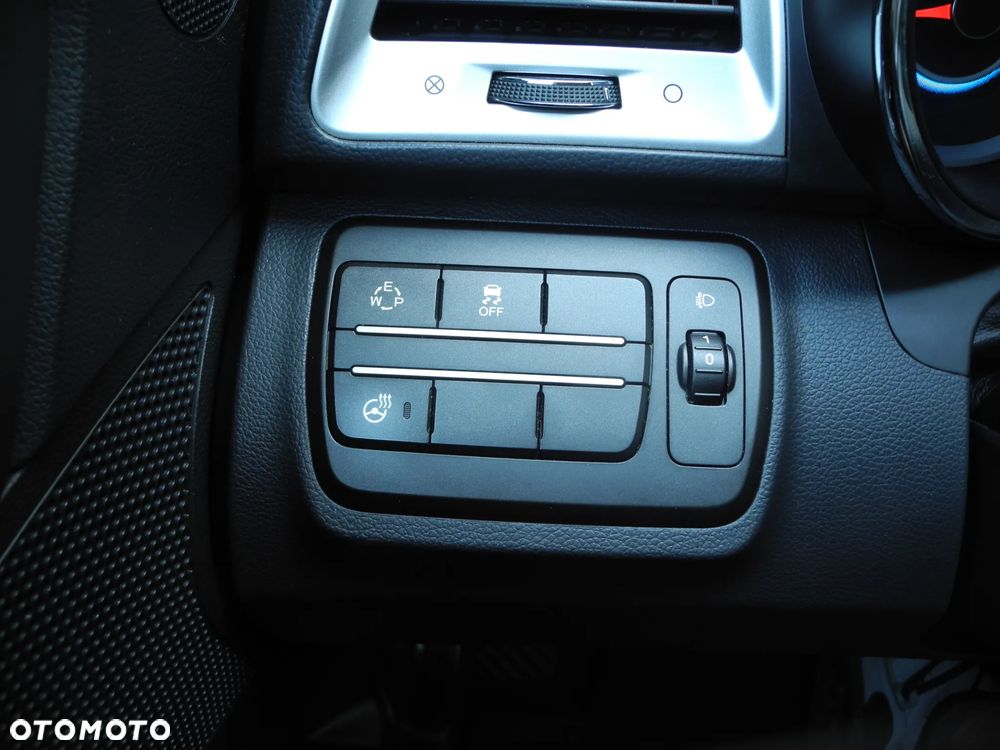 SsangYong/KGM Tivoli - 13