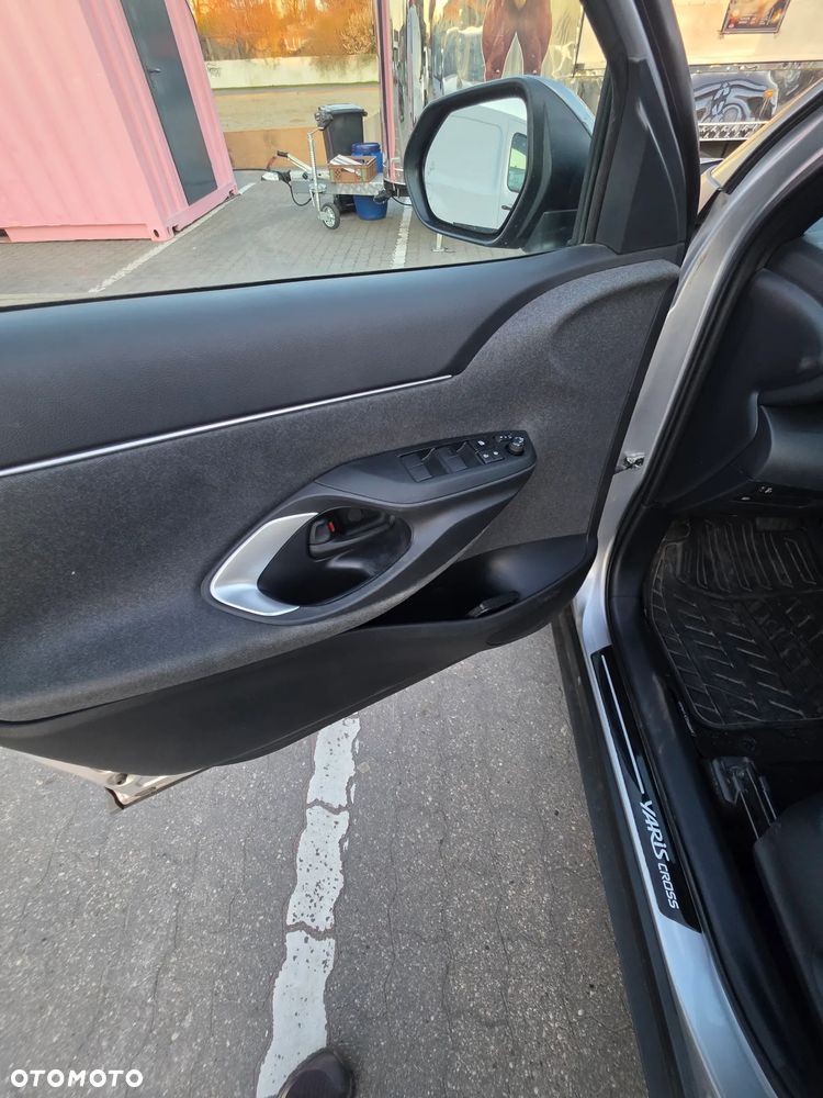 Toyota Yaris Cross - 15