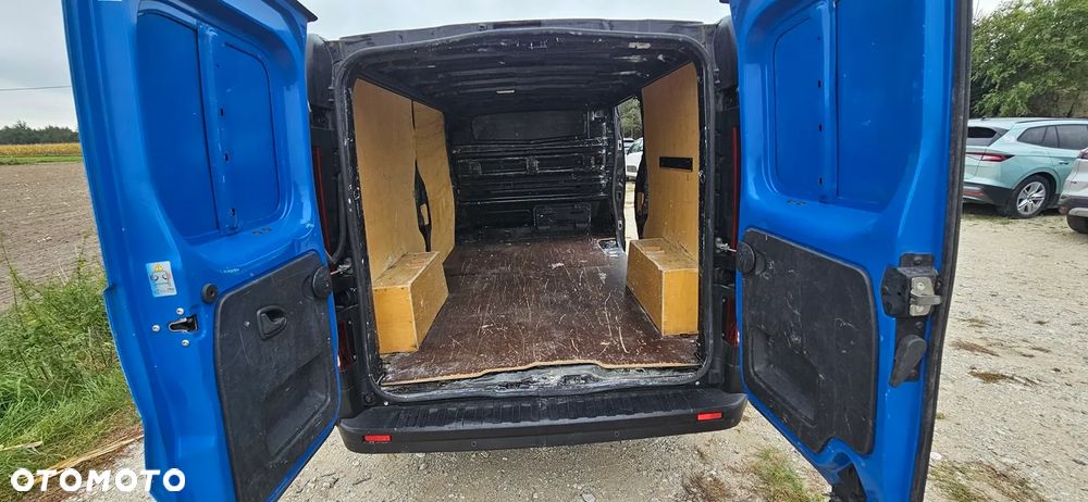 Renault Trafic - 13