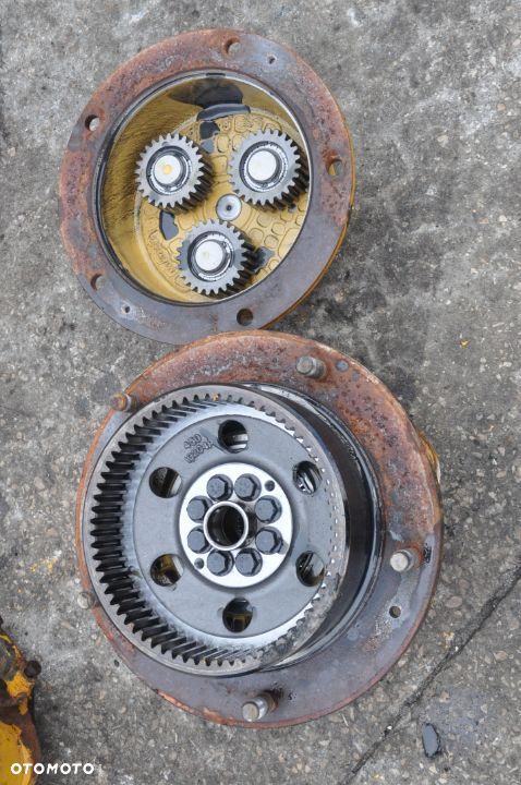 ZWOLNICA ZWROTNICA PRZÓD JCB 3 CX - 4