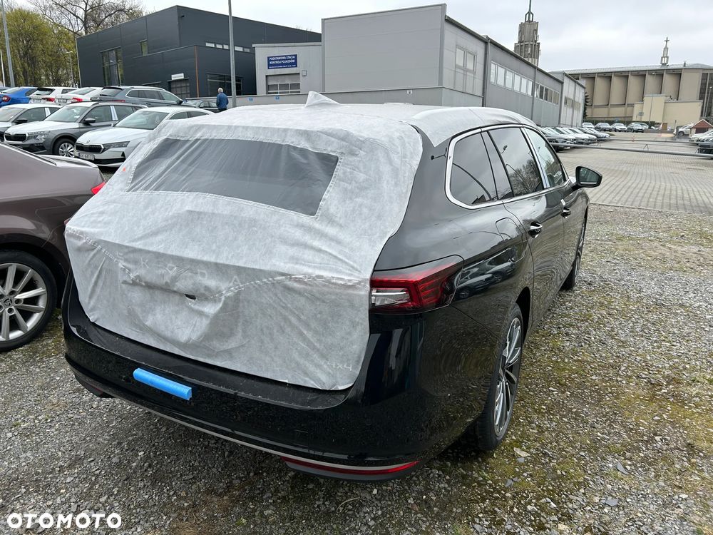 Skoda Superb 2.0 TSI 4x4 L&K DSG - 9