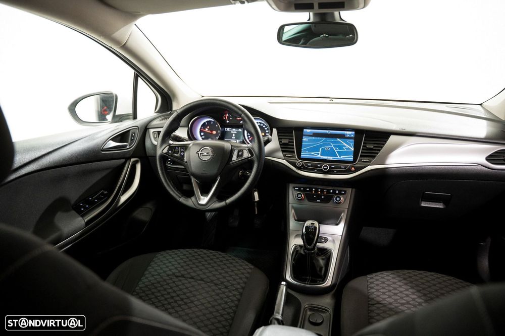 Opel Astra Sports Tourer 1.6 CDTi Executive S/S - 4