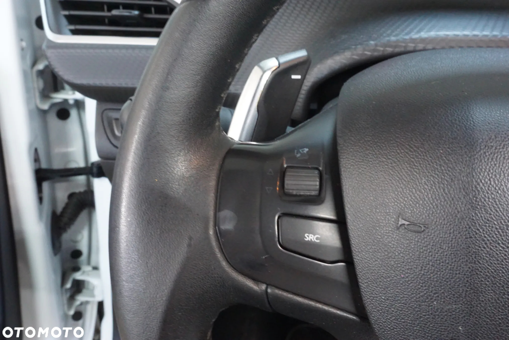 Peugeot 2008 82 e-VTI ETG5 Active - 35