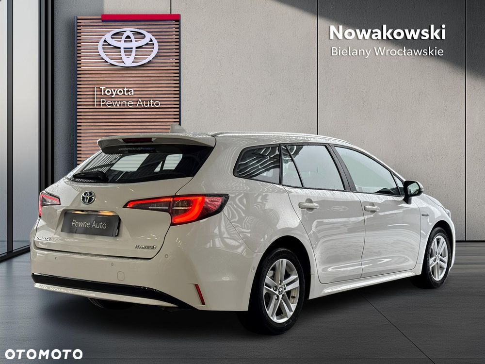 Toyota Corolla 1.8 Hybrid Comfort - 25