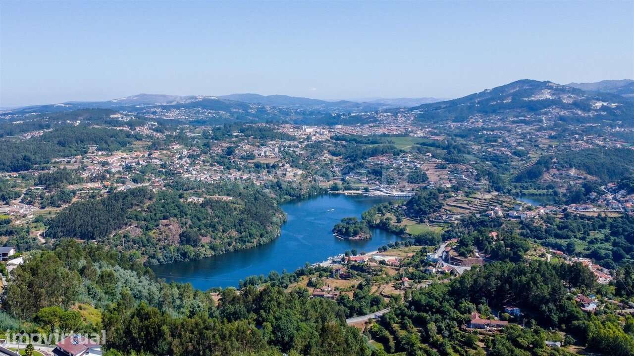 Terreno com ruina / Castelo de Paiva, Fornos - Grande imagem: 5/10