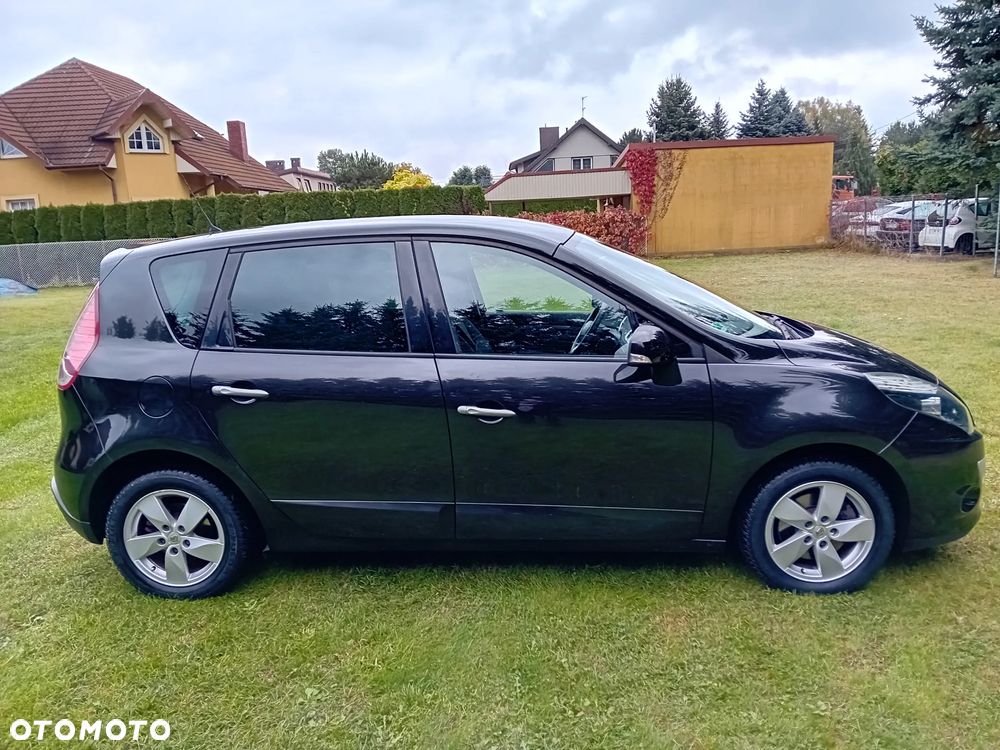 Renault Scenic 1.6 16V 110 LIMITED - 13