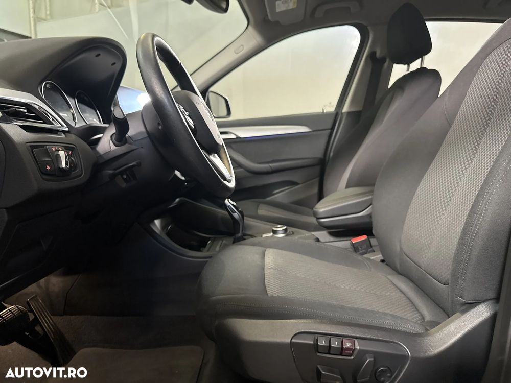 BMW X1 - 24