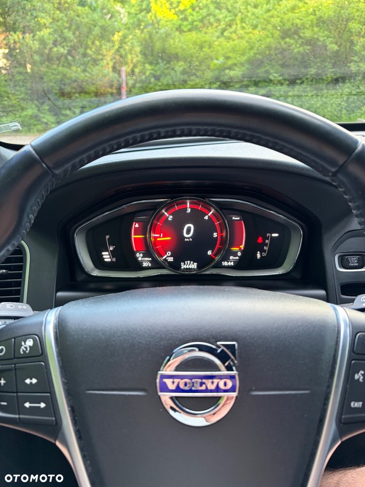 Volvo XC 60 D4 Drive-E Summum - 16