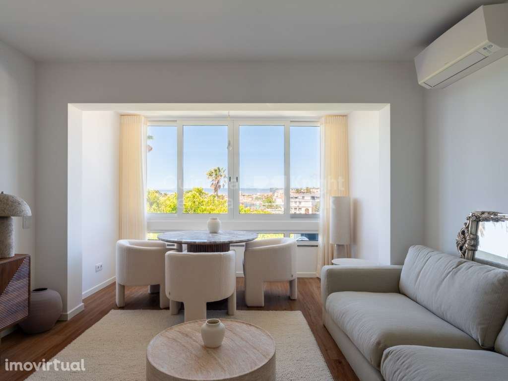 Apartamento T0 com vista mar totalmente renovado no centro do Estoril - Grande imagem: 3/25