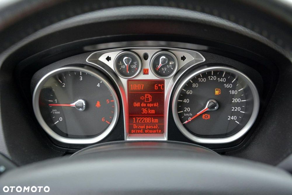 Ford Kuga 2.0 TDCi 4WD Titanium - 26