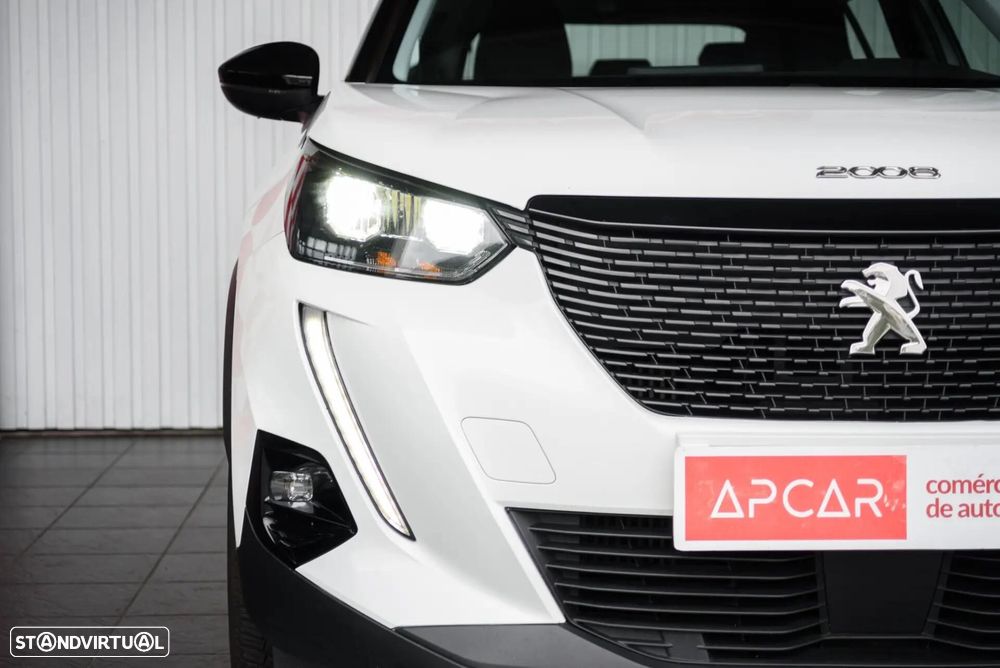 Peugeot 2008 PureTech 130 EAT8 Allure - 20