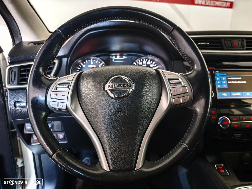 Nissan Qashqai 1.5 dCi N-Connecta - 14