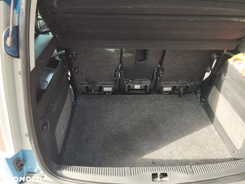 Skoda Roomster 1.6 16V Scout PLUS EDITION - 17
