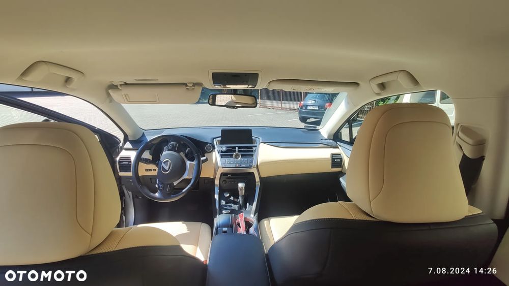 Lexus NX 200t Comfort AWD - 10