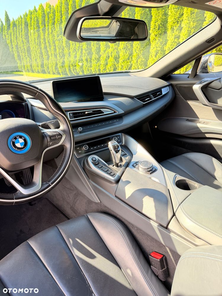 BMW i8 Standard - 11