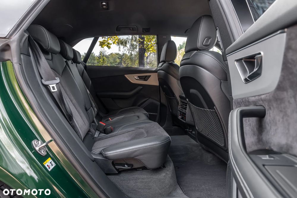 Audi Q8 55 TFSI mHEV Quattro Tiptronic - 23