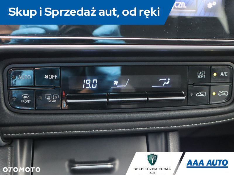 Toyota Auris - 14