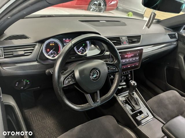 Skoda Superb 2.0 TSI Sportline DSG - 10