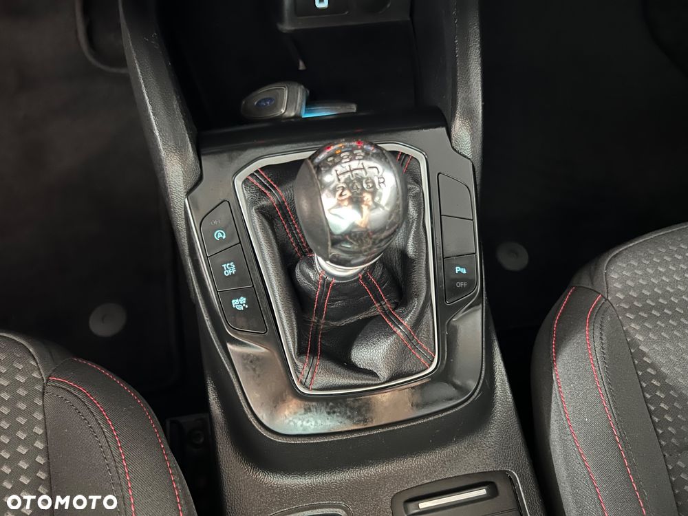 Ford Focus 1.0 EcoBoost ST-Line - 17