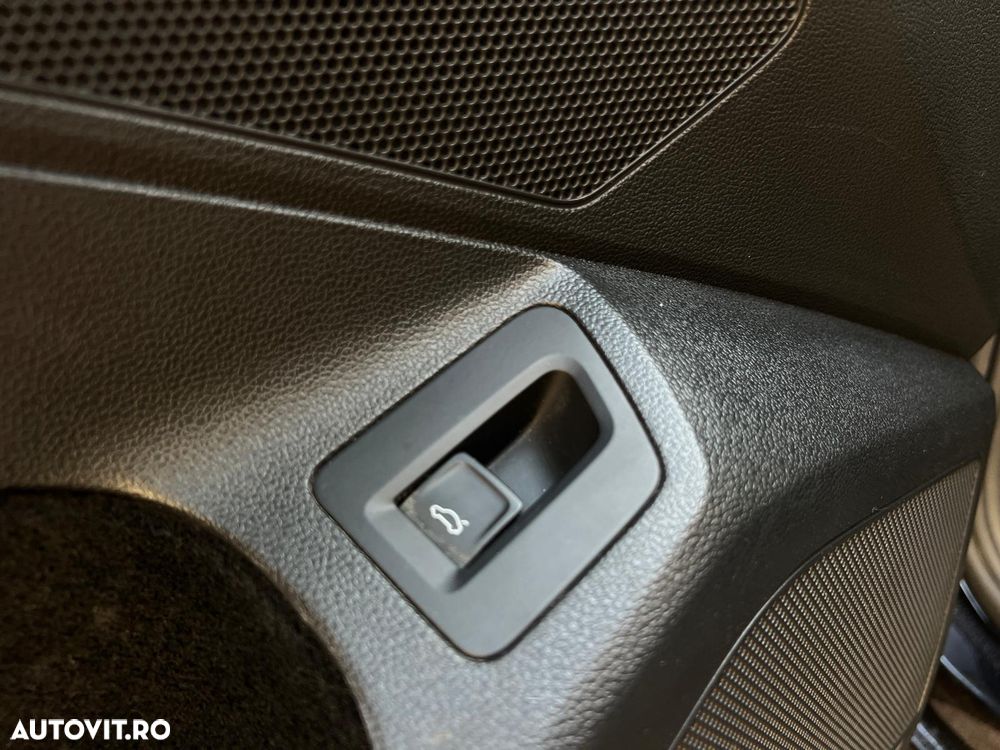 Volkswagen Passat - 22