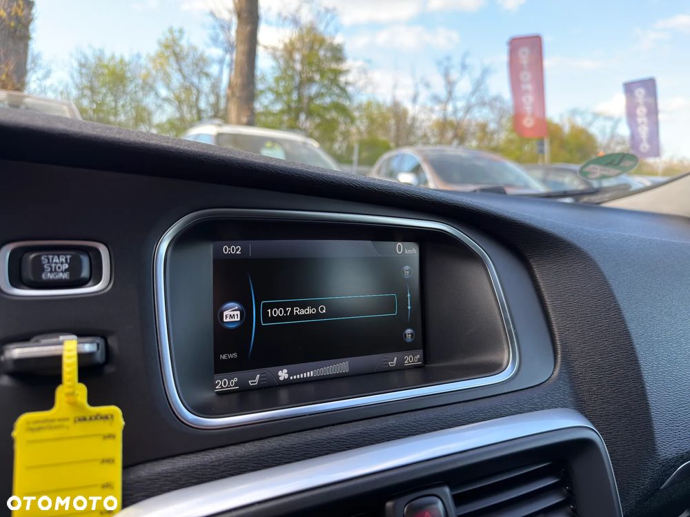 Volvo V40 D2 R-Design Momentum - 33