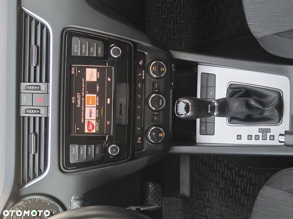 Skoda Octavia 1.4 TSI Joy DSG - 18