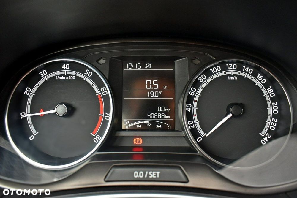 Skoda Fabia 1.0 TSI Ambition - 15