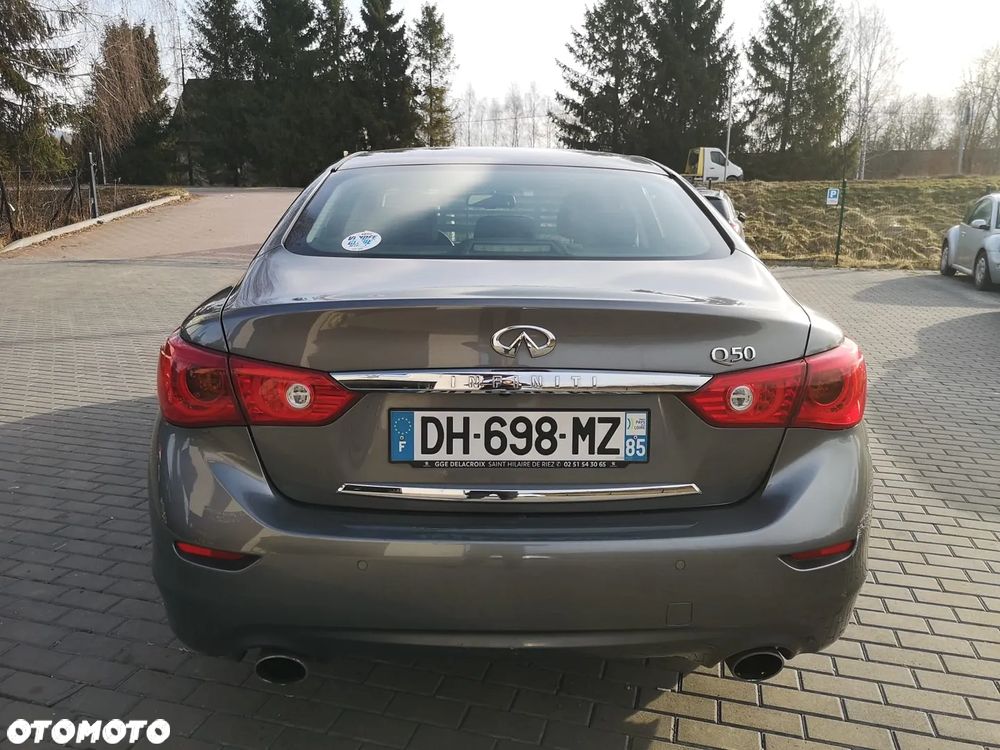 Infiniti Q50 - 8