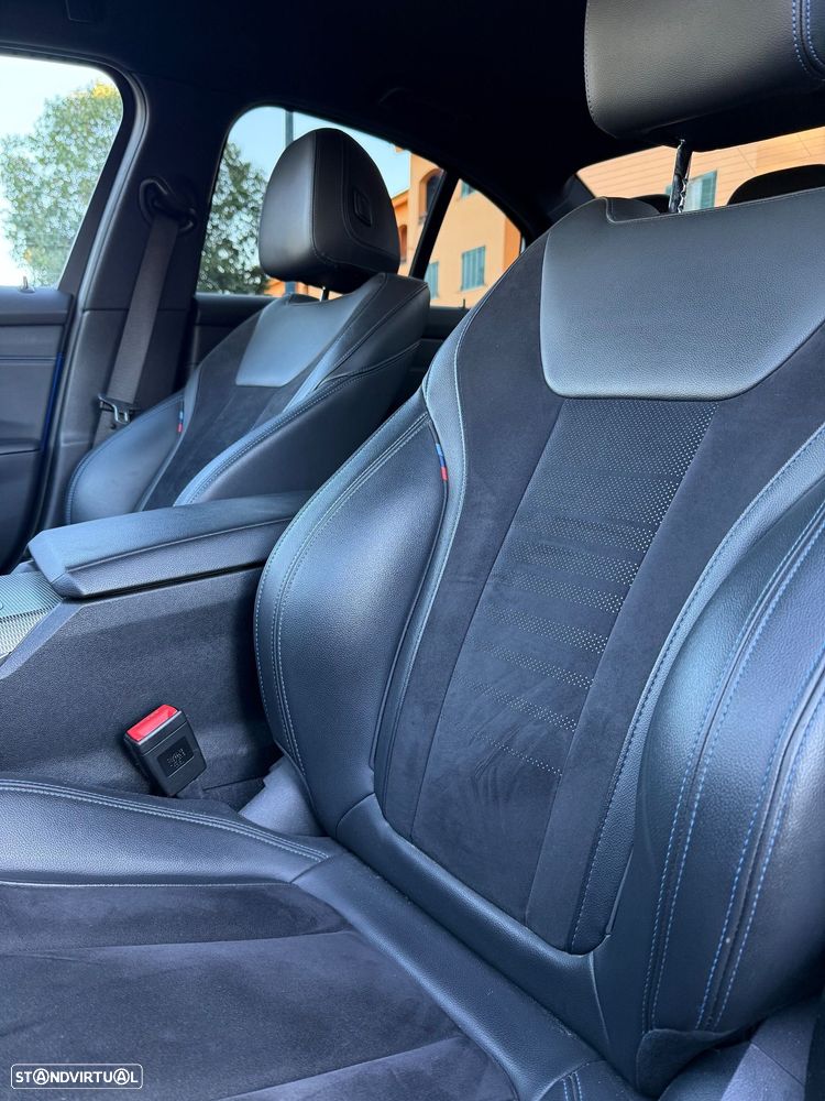 BMW 330 e Pack M Auto - 11