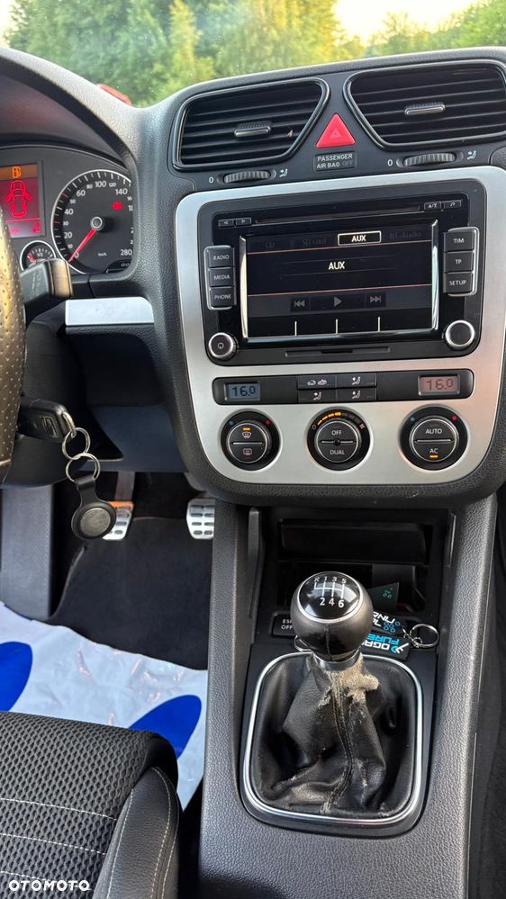 Volkswagen Scirocco 2.0 TSI - 9