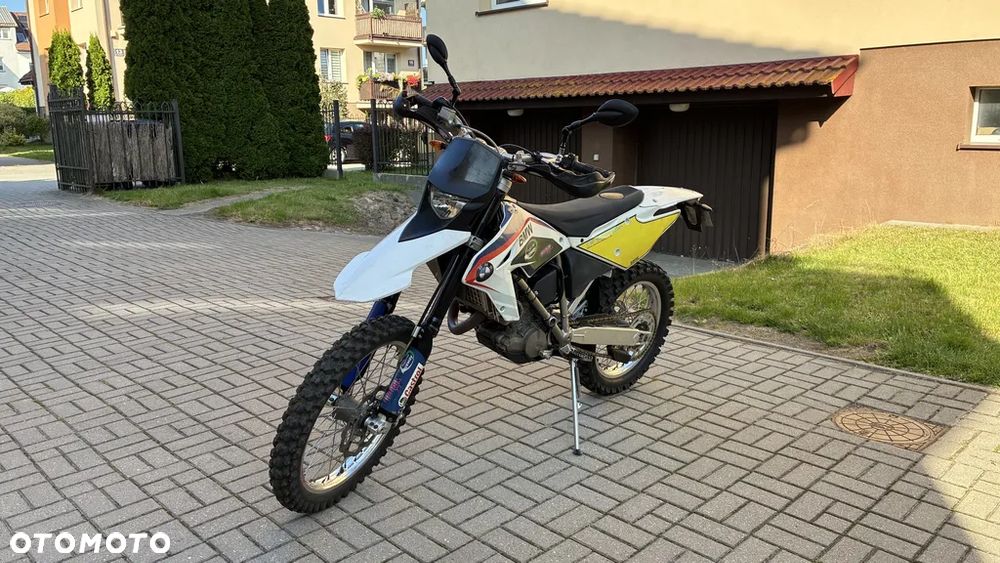 BMW G - 10
