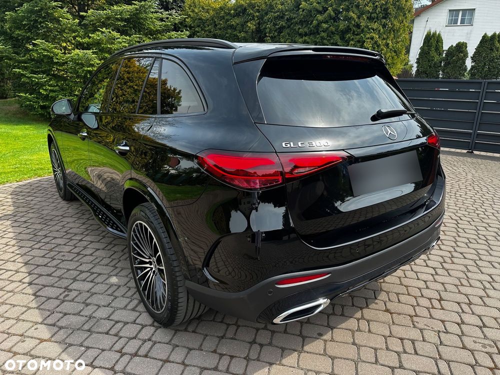 Mercedes-Benz GLC - 7