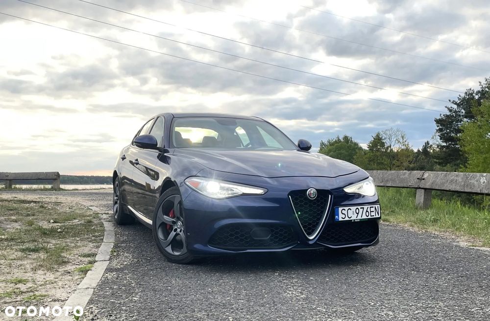 Alfa Romeo Giulia - 1