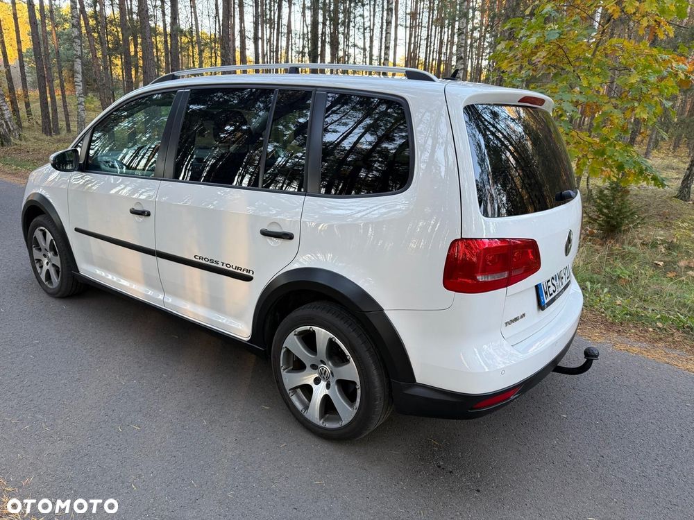 Volkswagen Touran 2.0 TDI DPF Cross - 7