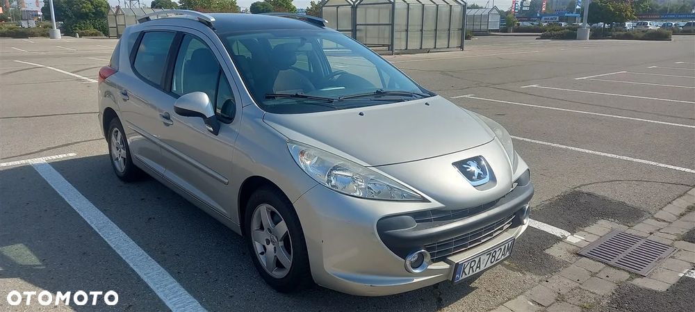 Peugeot 207 - 2