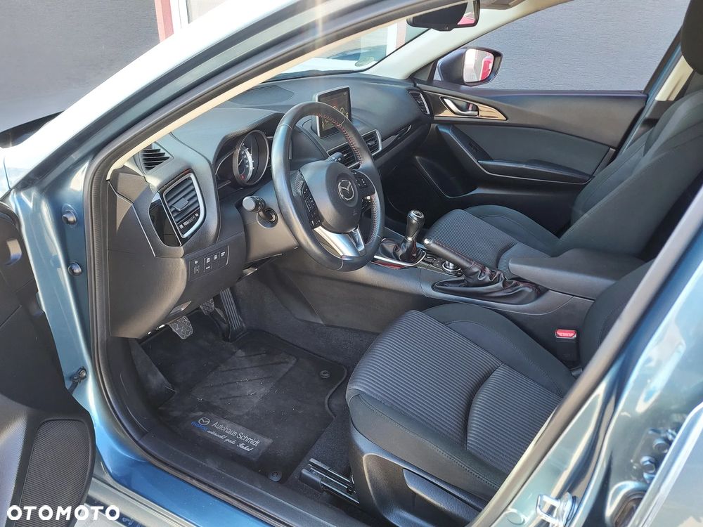 Mazda 3 - 15