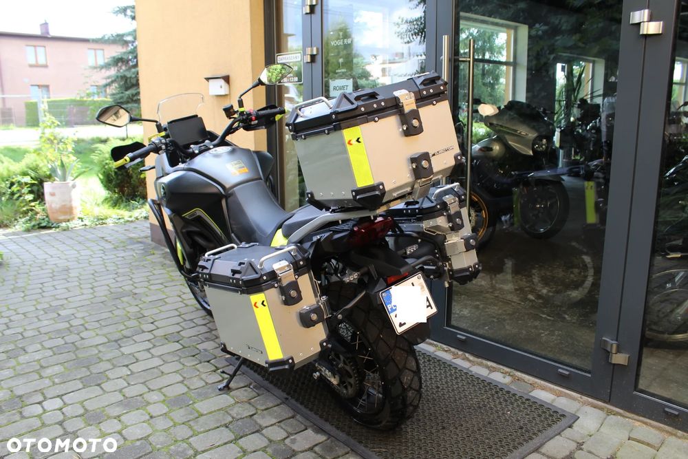 QJMOTOR SVT 650X - 7