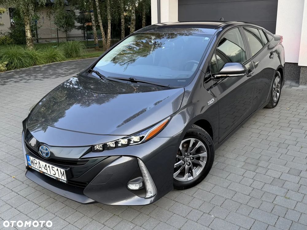 Toyota Prius Hybrid Executive - 23