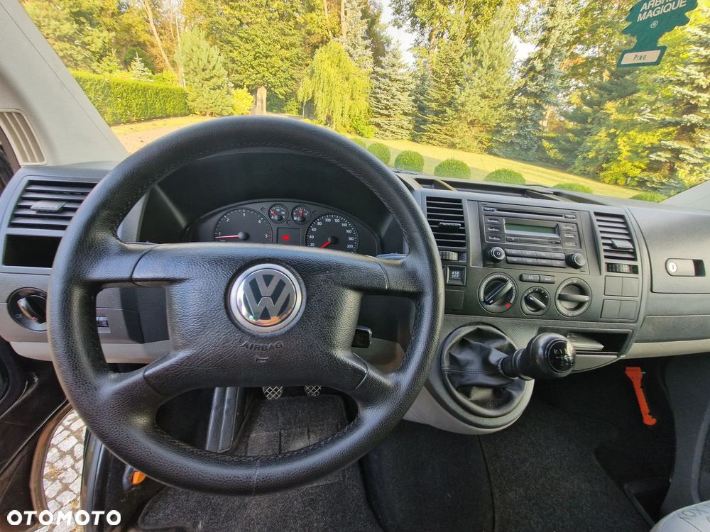 Volkswagen Transporter - 8
