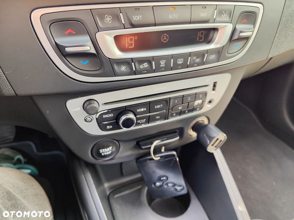 Renault Megane ENERGY TCe 115 Start & Stopp LIMITED - 23
