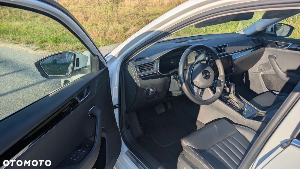 Skoda Superb 2.0 TDI 4x4 DSG L&K - 9
