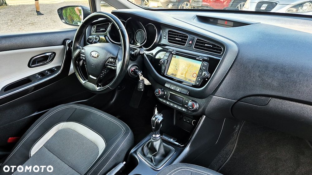 Kia Ceed 1.6 GDI XL - 36