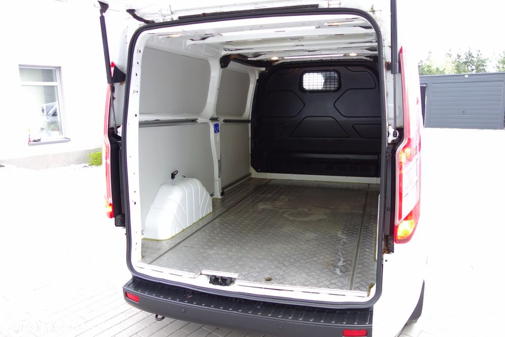 Ford Transit Custom 2.0 Ecoblue Long 130 KM Klima Webasto Kamera - 9
