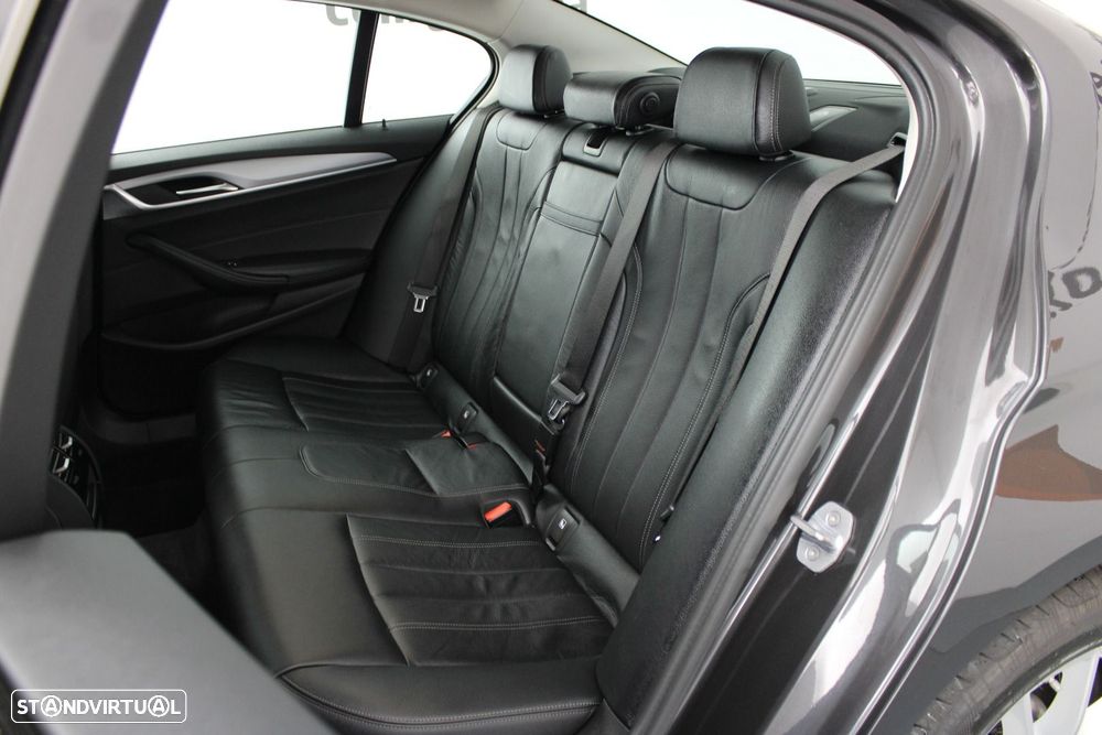 BMW 520 d Auto - 31