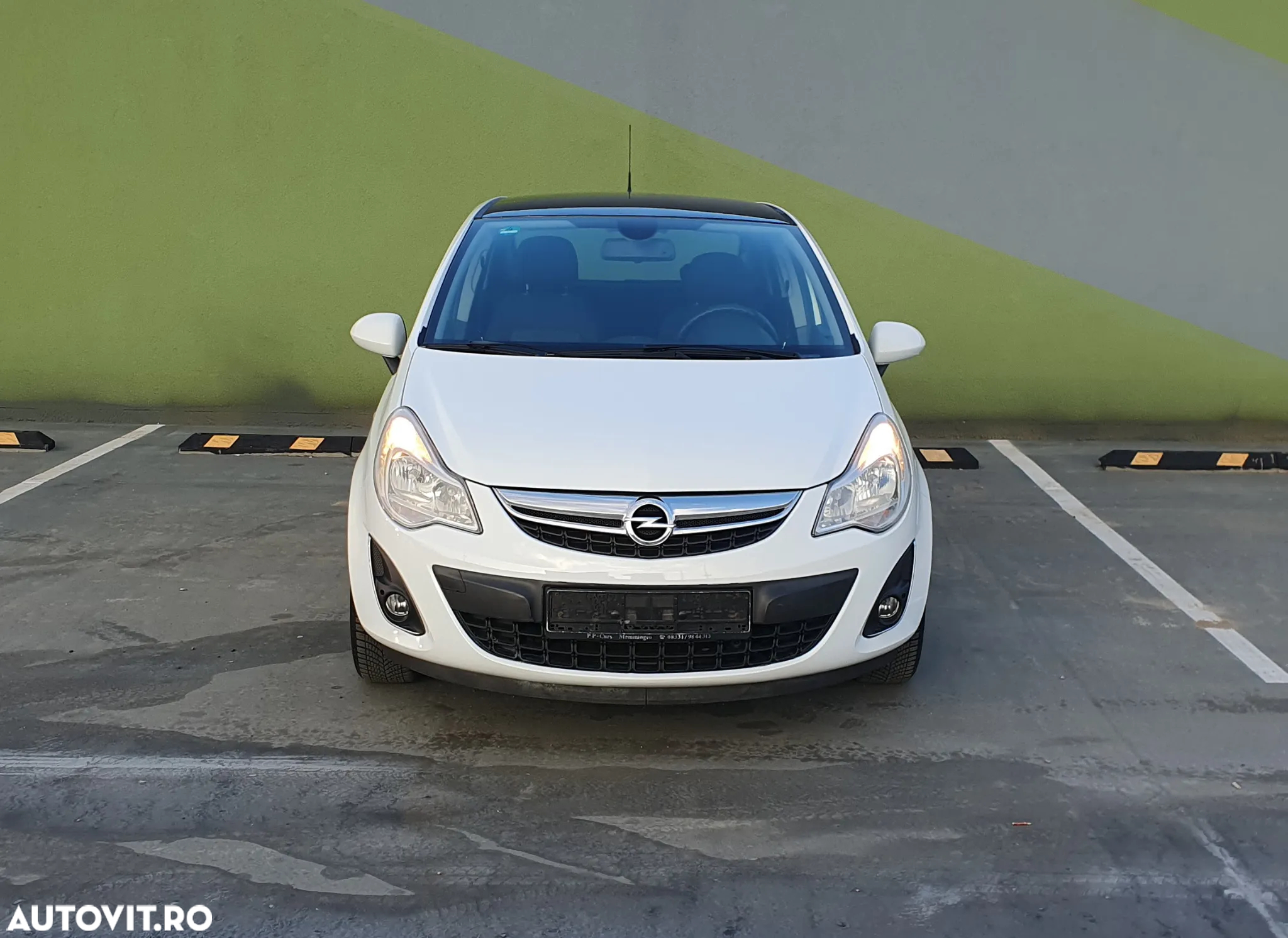 Opel Corsa 1.2 Essentia - 9