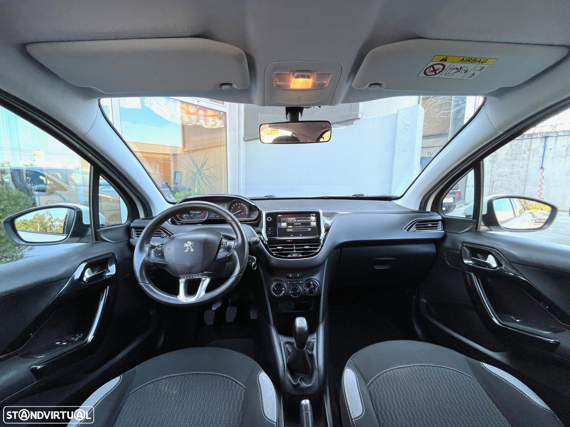 Peugeot 208 1.2 PureTech Active - 9