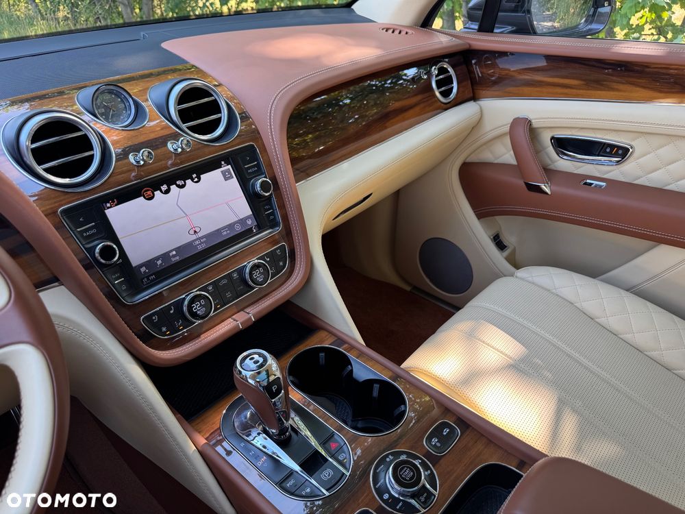 Bentley Bentayga W12 - 7