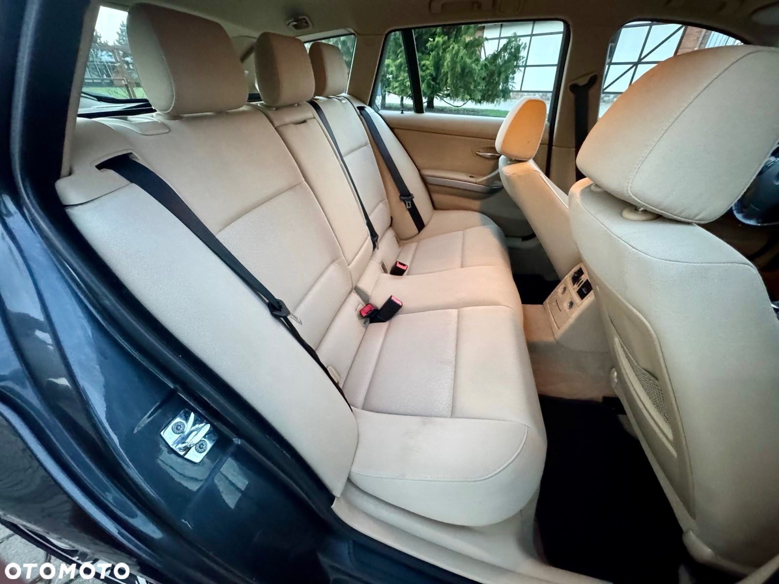 BMW Seria 3 320i - 9