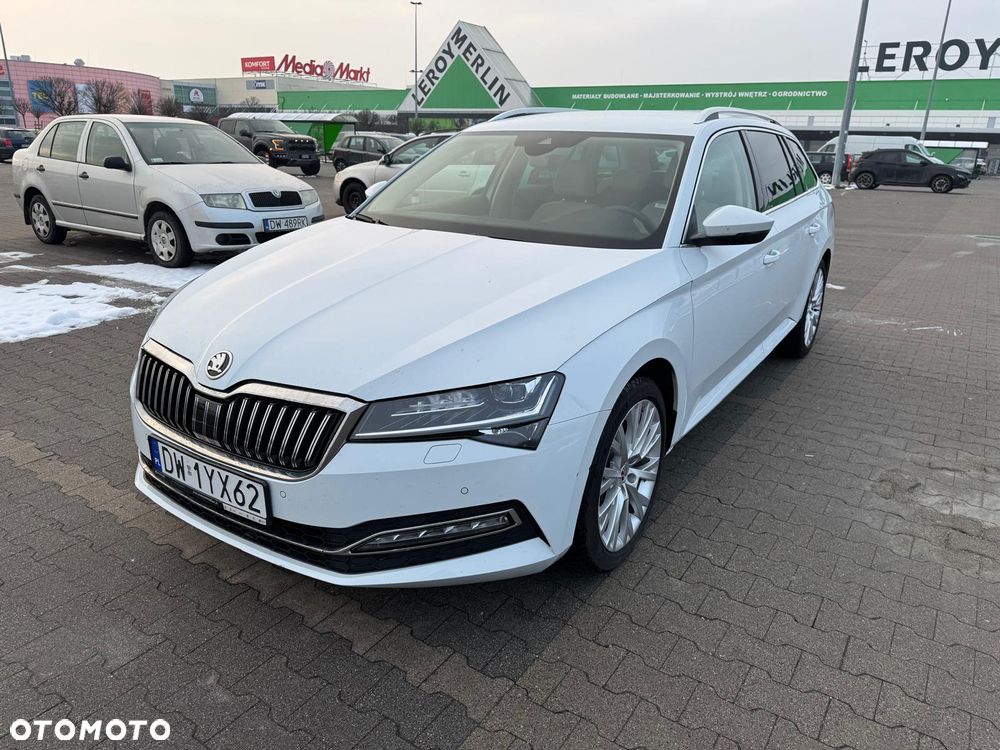 Skoda Superb 2.0 TDI SCR Style DSG - 1
