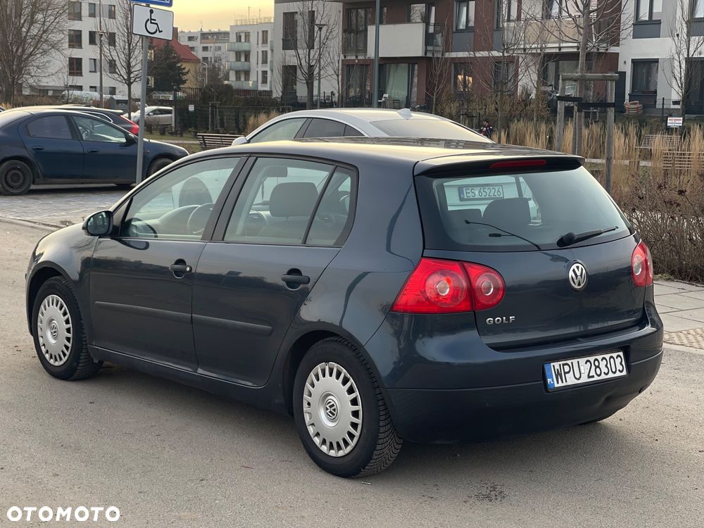 Volkswagen Golf 1.4 Basis - 2